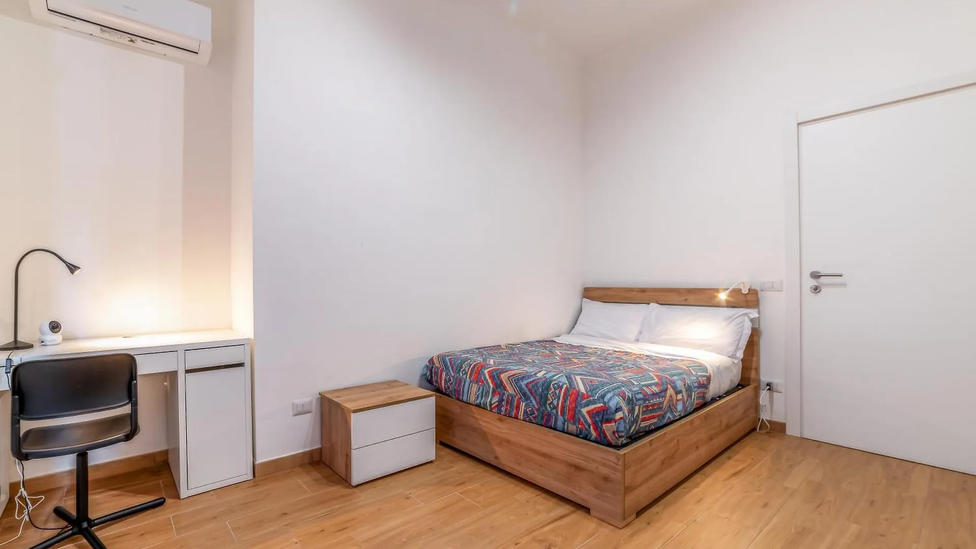 Cozy Rooms - Metro Garbatella & Wi-Fi Rome Guest house